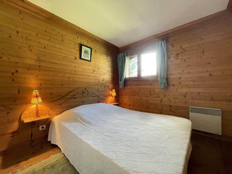 Holiday in mountain resort 3 room apartment 6 people (B7) - Résidence les Jardins du Morel - Méribel - Bedroom