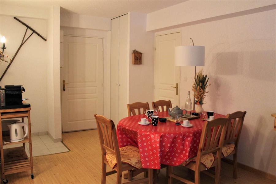 Urlaub in den Bergen 3-Zimmer-Appartment für 6 Personen (603) - Résidence les Lofts - Vars - Wohnzimmer