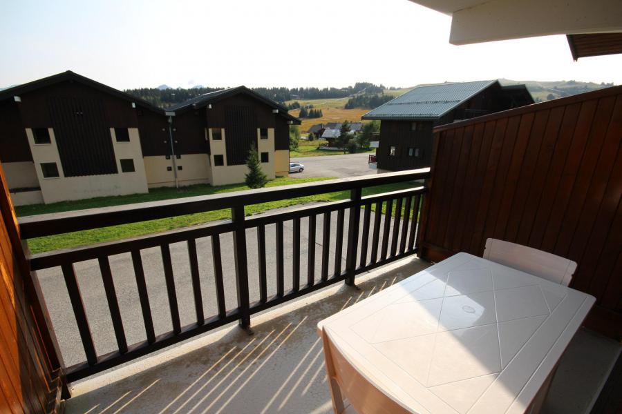 Vacances en montagne Studio coin montagne 4 personnes (210) - Résidence les Mélèzes 2 - Les Saisies - Terrasse