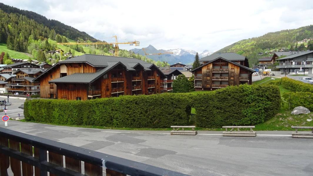 Rent in ski resort 3 room apartment 6 people (136) - Résidence les Mélèzes - Les Gets - Summer outside