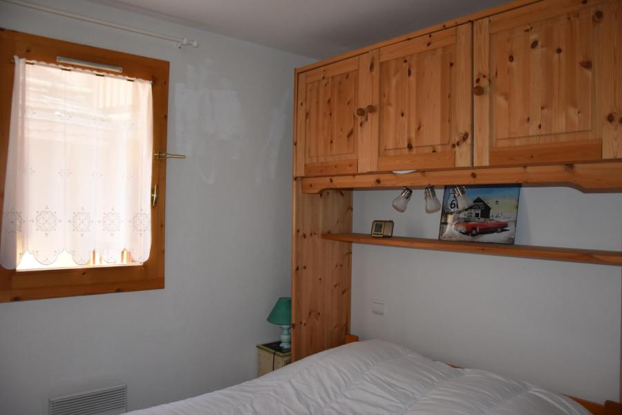 Vacaciones en montaña Apartamento 2 piezas cabina para 4 personas (11) - Résidence les Mélèzes - Pralognan-la-Vanoise - Habitación