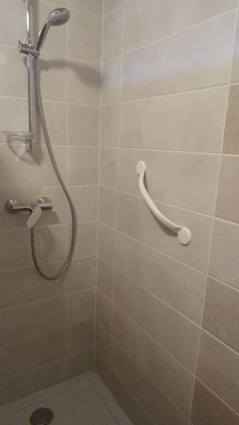 Vacances en montagne Appartement 2 pièces 5 personnes (140) - Résidence les Mélèzes - Les Gets - Salle de douche