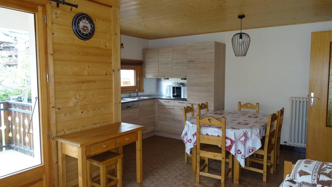 Vacances en montagne Appartement 3 pièces 6 personnes (138) - Résidence les Mélèzes - Les Gets - Séjour