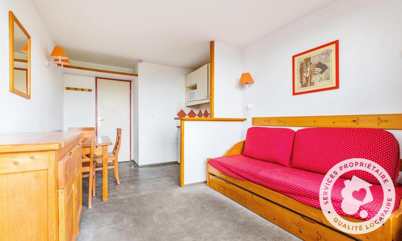 Rent in ski resort 2 room apartment 6 people (Confort 25m²-5) - Résidence les Mélèzes - Maeva Home - Alpe d'Huez - Living room