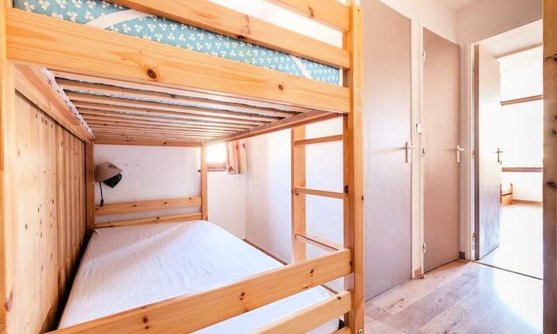 Rent in ski resort 2 room apartment 6 people (Confort 40m²) - Résidence les Mélèzes - MH - Alpe d'Huez - Cabin