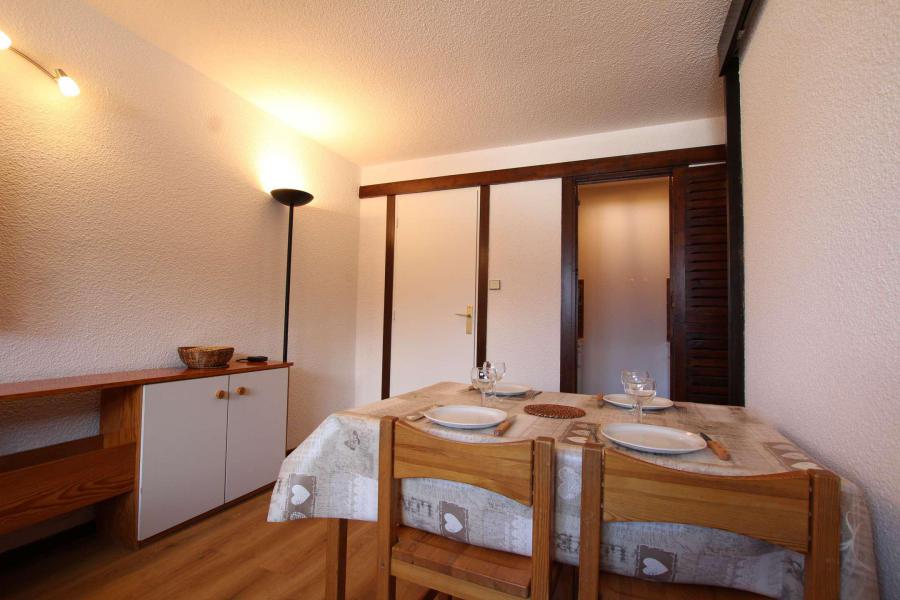 Vakantie in de bergen Studio cabine 4 personen (3432) - Résidence les Mélèzes - Serre Chevalier - Woonkamer