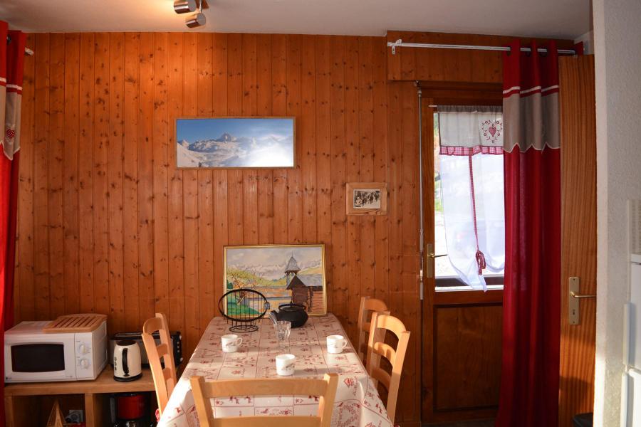 Vacances en montagne Studio cabine 4 personnes (0A) - Résidence les Mélèzes - Le Grand Bornand - Séjour