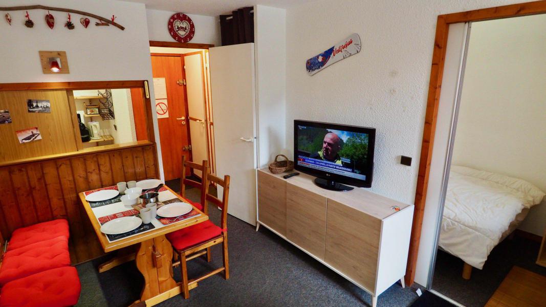 Vakantie in de bergen Appartement 2 kamers 4 personen (2-448) - Résidence les Mélezets - Valfréjus - Woonkamer