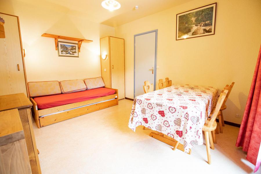 Holiday in mountain resort 2 room apartment sleeping corner 6 people (SB104C) - Résidence les Portes de la Vanoise - La Norma - Accommodation