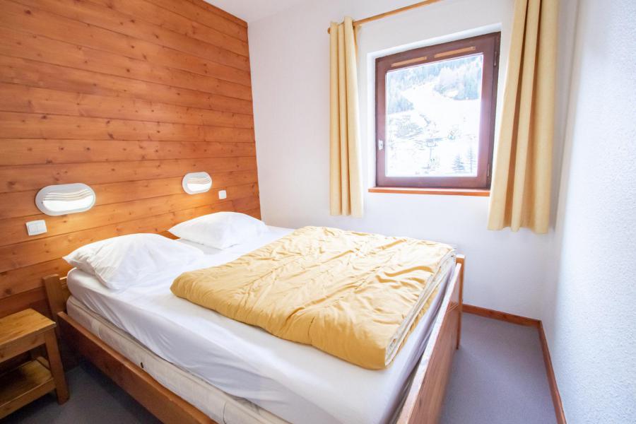 Holiday in mountain resort 2 room apartment sleeping corner 6 people (SB408B) - Résidence les Portes de la Vanoise - La Norma - Bedroom