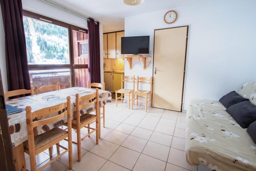 Urlaub in den Bergen 2-Zimmer-Berghütte für 6 Personen (SB504B) - Résidence les Portes de la Vanoise - La Norma - Wohnzimmer