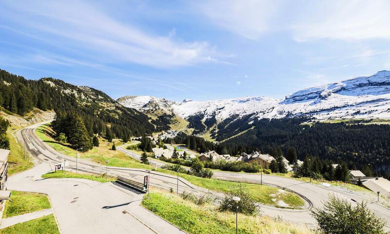Ski verhuur Résidence les Portes du Grand Massif - Maeva Home - Flaine - Buiten zomer