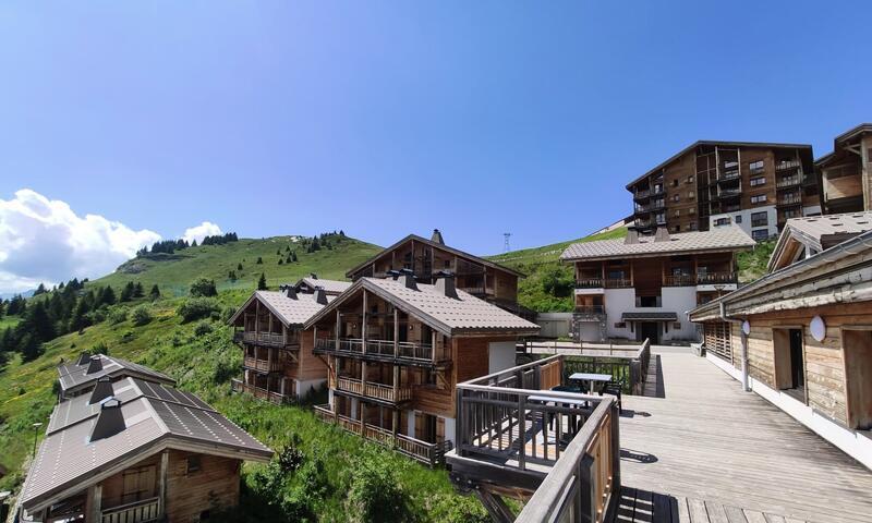 Holiday in mountain resort Résidence les Portes du Grand Massif - MH - Flaine - Summer outside