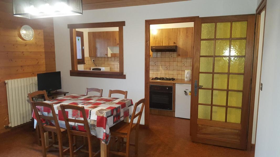 Vacances en montagne Appartement 2 pièces 4 personnes (1) - Résidence les Raverettes - Le Grand Bornand - Séjour