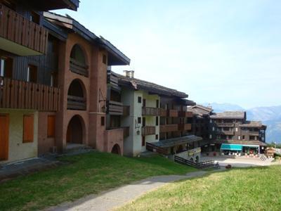 Ski verhuur Appartement 3 kamers 6 personen (022) - Résidence les Roches Blanches - Valmorel - Buiten zomer