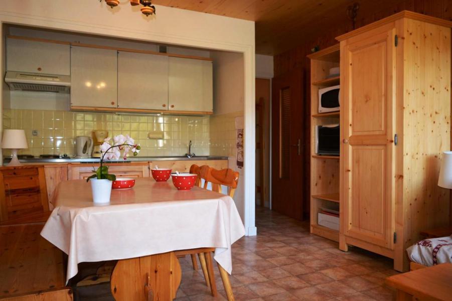 Vacaciones en montaña Apartamento 2 piezas para 6 personas (1B) - Résidence les Roches Fleuries - Le Grand Bornand - Estancia