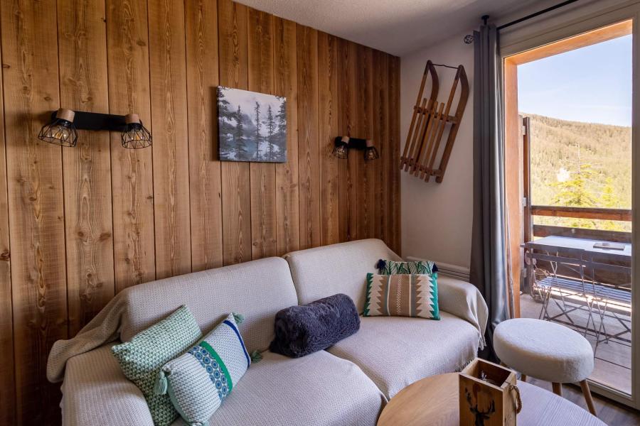 Urlaub in den Bergen 3 Zimmer Maisonettewohnung für 8 Personen (2303) - Résidence les Silènes - Les Orres - Wohnzimmer