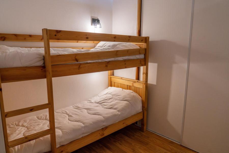 Vakantie in de bergen Appartement 2 kamers 4 personen (2221) - Résidence les Silènes - Les Orres - Kamer