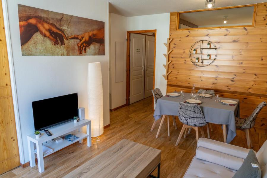 Vakantie in de bergen Appartement 2 kamers 4 personen (2221) - Résidence les Silènes - Les Orres - Woonkamer