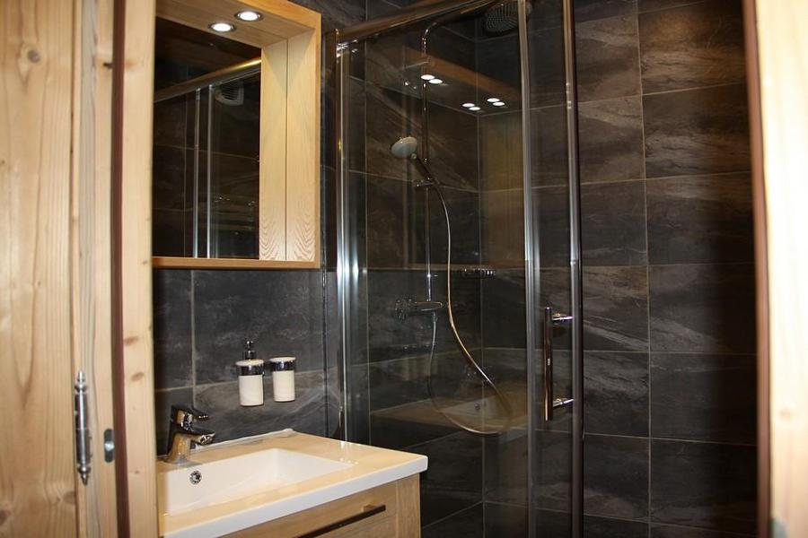 Holiday in mountain resort 2 room apartment 4 people (104) - Résidence les Soldanelles A - Les Menuires - Shower room