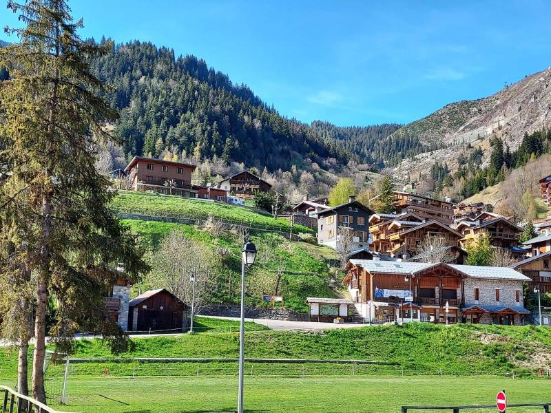 Аренда на лыжном курорте Résidence les Terrasses de la Vanoise - Champagny-en-Vanoise - летом под открытым небом