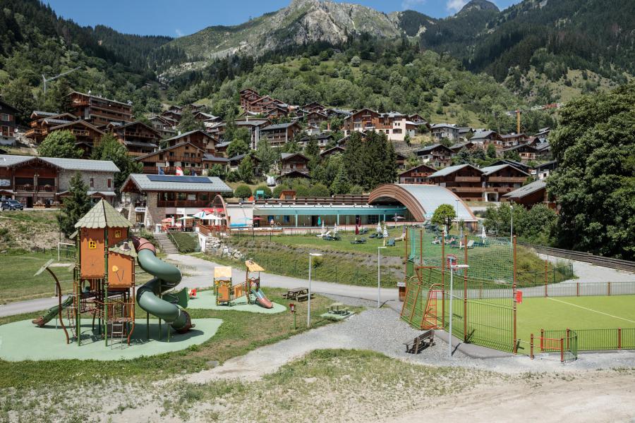 Аренда на лыжном курорте Résidence les Terrasses de la Vanoise - Champagny-en-Vanoise - летом под открытым небом