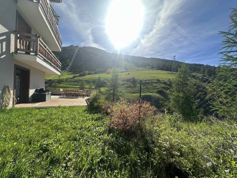 Wakacje w górach Apartament 3 pokojowy 6 osób (11) - Résidence Les Terrasses de Vars Ste Marie  - Vars - Na zewnątrz latem