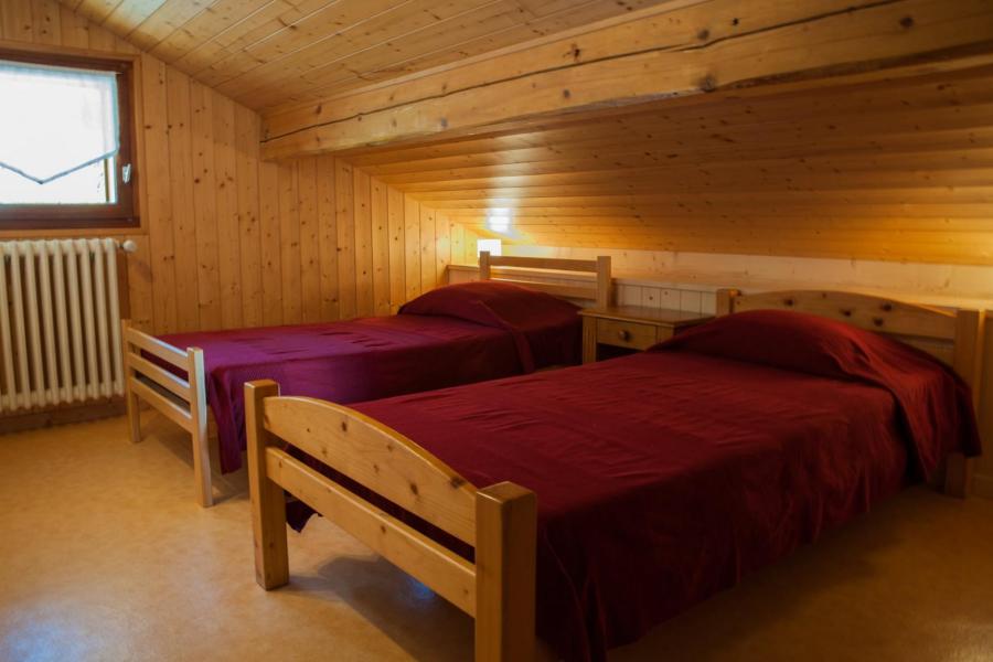 Urlaub in den Bergen 5-Zimmer-Appartment für 8 Personen - Résidence les Tilleuls - Le Grand Bornand - Schlafzimmer