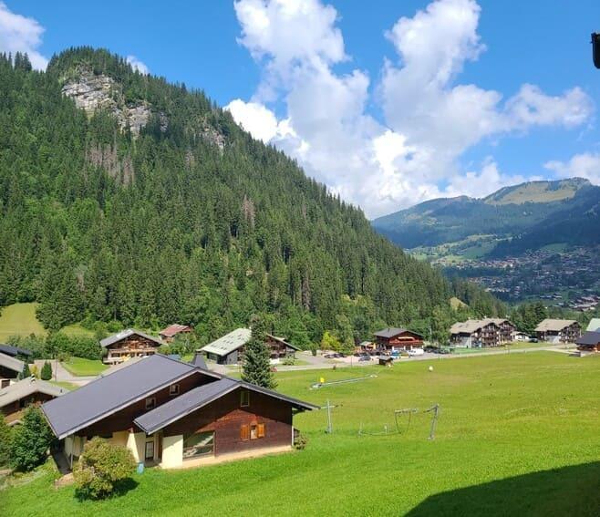 Urlaub in den Bergen 3-Zimmer-Appartment für 6 Personen (A12) - Résidence Les Tyroliens - Châtel - Draußen im Sommer