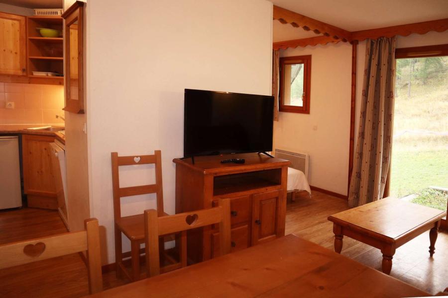 Urlaub in den Bergen 2-Zimmer-Appartment für 6 Personen (474) - Résidence les Valérianes - Monts du Bois d'Or - Les Orres - Wohnzimmer