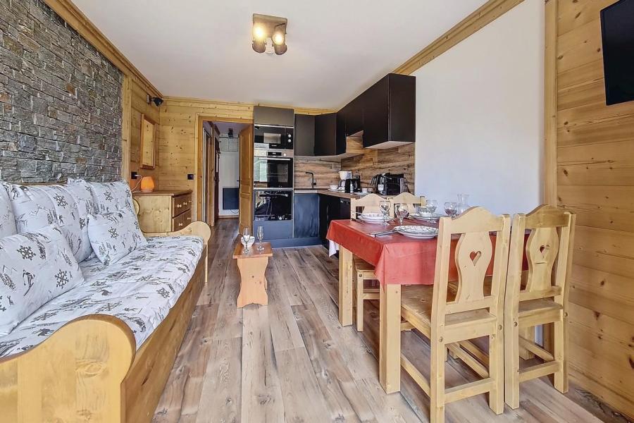 Vakantie in de bergen Appartement 2 kamers 4 personen (1216) - Résidence les Valmonts - Les Menuires - Woonkamer