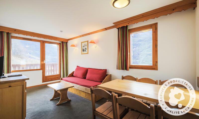 Rent in ski resort 3 room apartment 6 people (Confort 40m²) - Résidence les Valmonts - Maeva Home - Les Menuires - Living room