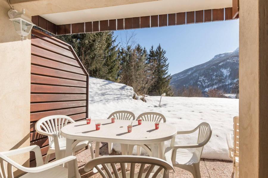 Vacaciones en montaña Apartamento 4 piezas 4-6 personas (001) - Résidence les Vergers de l'Adret - Serre Chevalier - Terraza