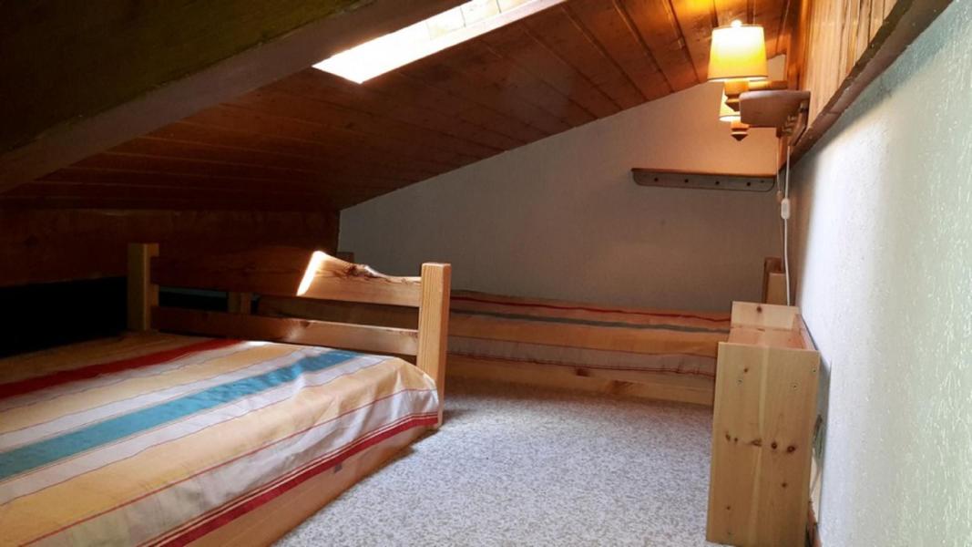 Vakantie in de bergen Appartement 2 kamers mezzanine 5 personen (15B) - Résidence les Voinettes - Châtel - Vide