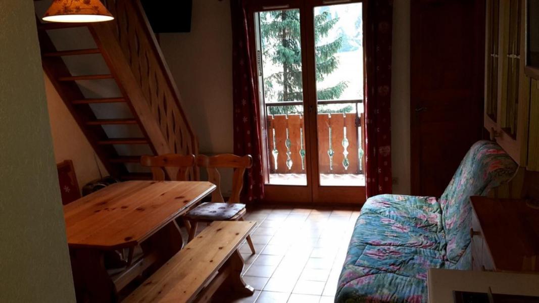 Urlaub in den Bergen Wohnung 2 Mezzanine Zimmer 5 Leute (15B) - Résidence les Voinettes - Châtel - Wohnzimmer