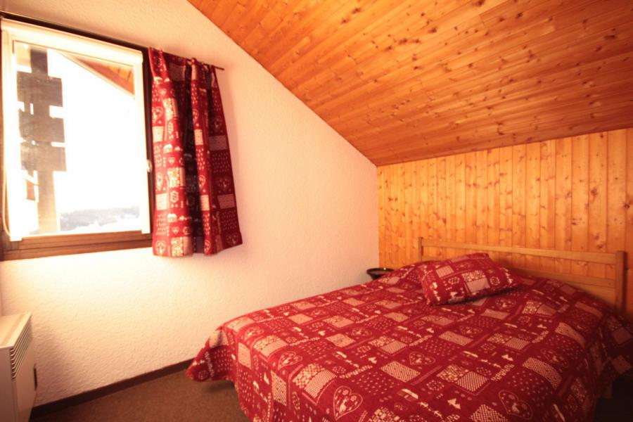 Vacances en montagne Appartement duplex 3 pièces 6 personnes (022) - Résidence Lezette 1 - Les Saisies - Cabine mansardée