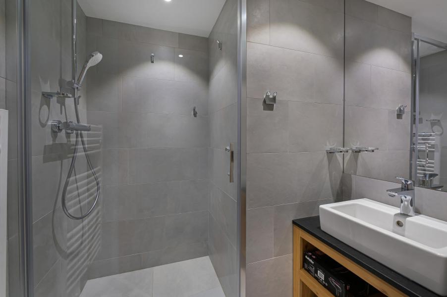 Holiday in mountain resort 3 room apartment cabin 6 people (0407) - Résidence Lou Rei - Courchevel - Shower room