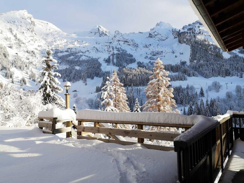 Vacaciones en montaña Résidence Lyckrete - La Clusaz - Balcón