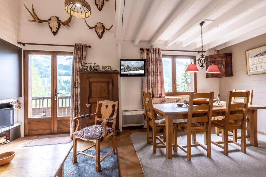 Vakantie in de bergen Chalet 4 kamers 6 personen (2) - Résidence Lyckrete - La Clusaz - Woonkamer