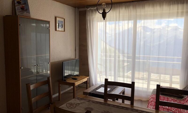 Rent in ski resort Studio 4 people (31m²) - Résidence Majestic II - Alpe d'Huez - Living room