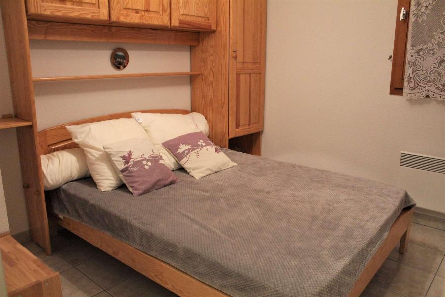 Vacaciones en montaña Apartamento 3 piezas cabina para 4 personas (01) - Résidence Marmottons - Vars - Habitación