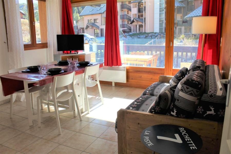 Vacances en montagne Appartement 3 pièces cabine 4 personnes (01) - Résidence Marmottons - Vars - Séjour