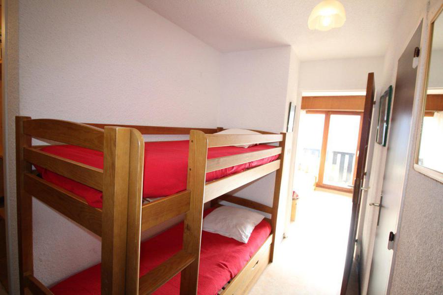 Holiday in mountain resort 2 room apartment sleeping corner 6 people (300B) - Résidence Martagons A - Auris en Oisans - Bunk beds