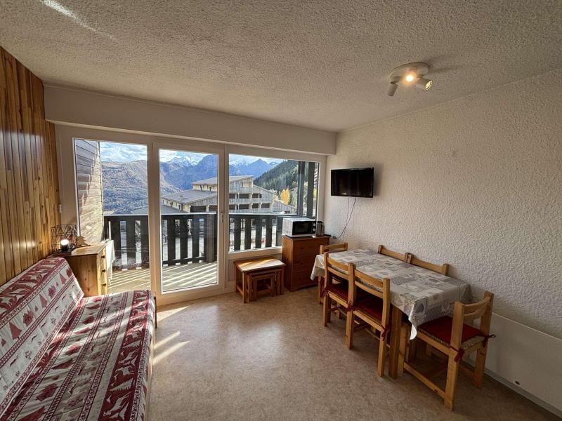 Holiday in mountain resort 2 room apartment sleeping corner 6 people (300B) - Résidence Martagons A - Auris en Oisans