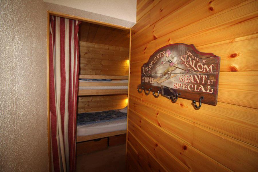 Urlaub in den Bergen 2-Zimmer-Berghütte für 6 Personen (005) - Résidence Meije I - Auris en Oisans - Schlafbereich