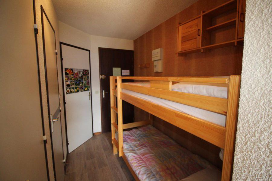 Holiday in mountain resort Studio sleeping corner 4 people (AEO015-052) - Résidence Meije II - Auris en Oisans - Bunk beds