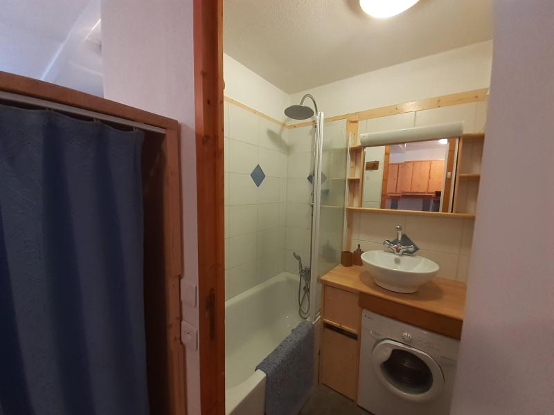 Vakantie in de bergen Studio 2 personen (M-450) - Résidence Melezets 1 - Valfréjus - Badkamer