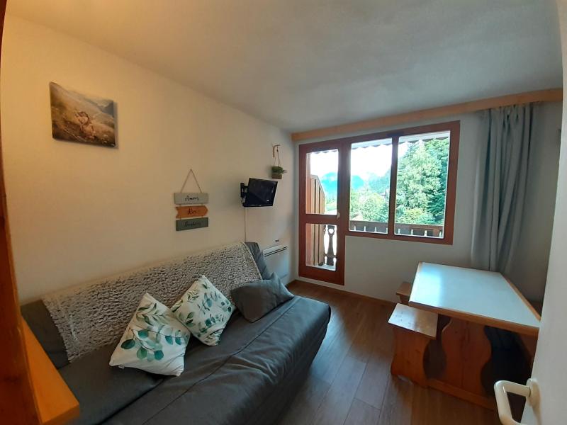 Holiday in mountain resort Studio 3 people (M1-457) - Résidence Melezets 1 - Valfréjus - Living room