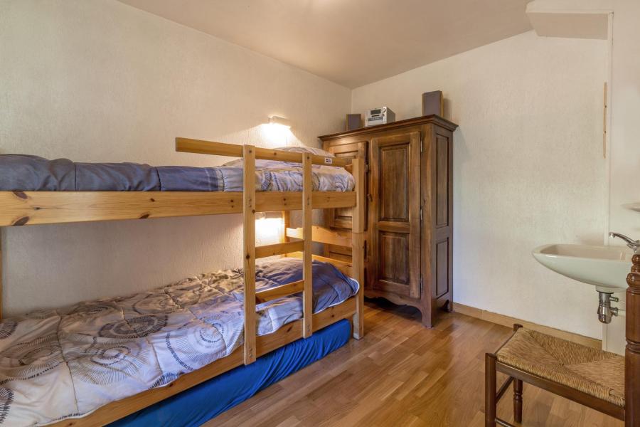 Urlaub in den Bergen 3-Zimmer-Appartment für 4 Personen (01) - Résidence Mérisiers - La Clusaz - Schlafzimmer