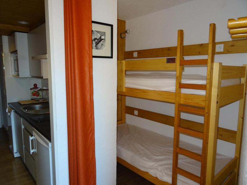 Holiday in mountain resort Studio sleeping corner 4 people (503) - Résidence Miravidi - Les Arcs - Bedroom